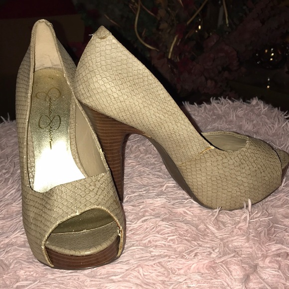 Jessica Simpson Heels - Picture 4 of 4